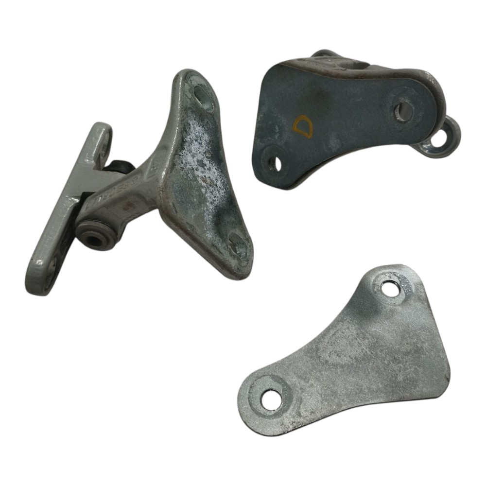 Dobradiça Porta Dianteira Direita Mercedes C180 2007 V661 8