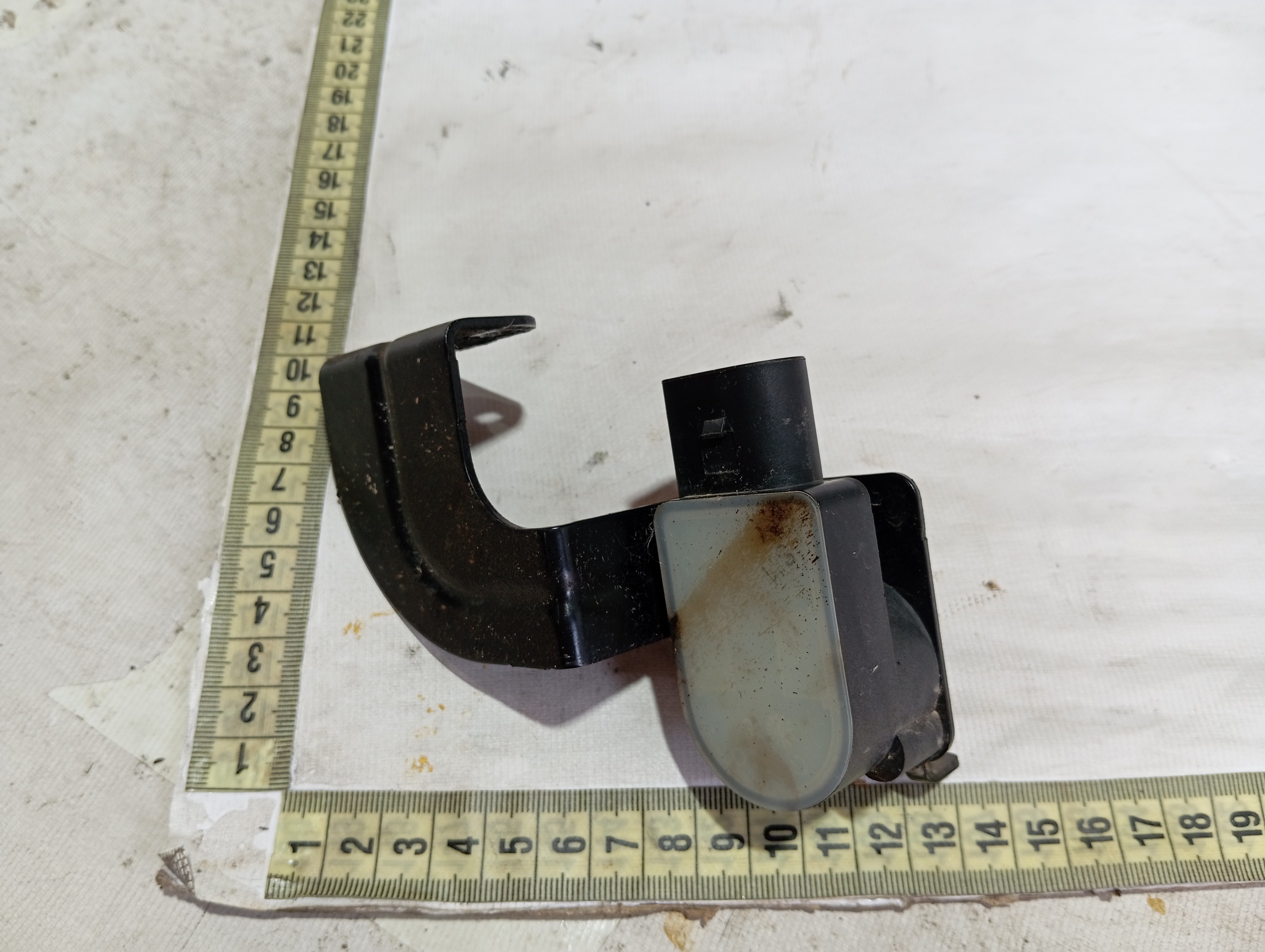 Sensor Nível Farol Nissan Leaf 2022 V589 9