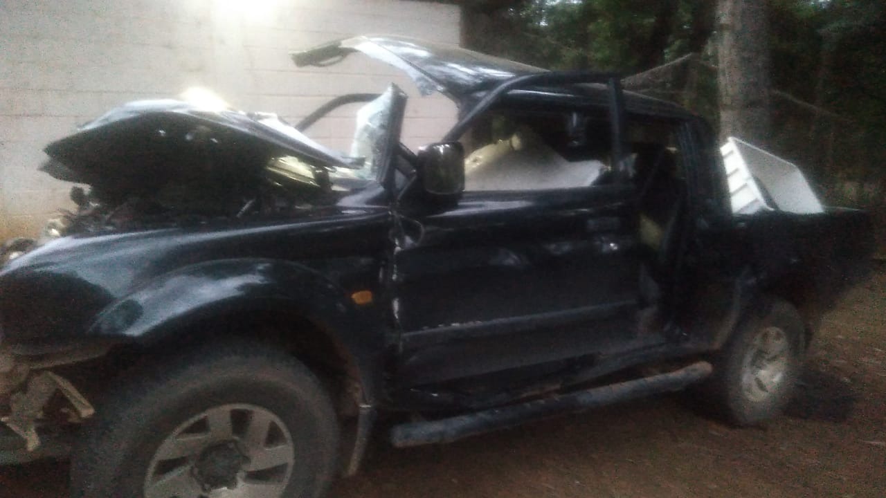 Mitsubishi l200 sport gls 2.5 2004 v588 informações gerais 3