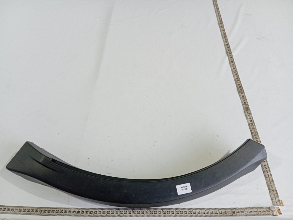 Acabamento Caixa Roda Traseira Esquerda Range Rover Sport 11 8