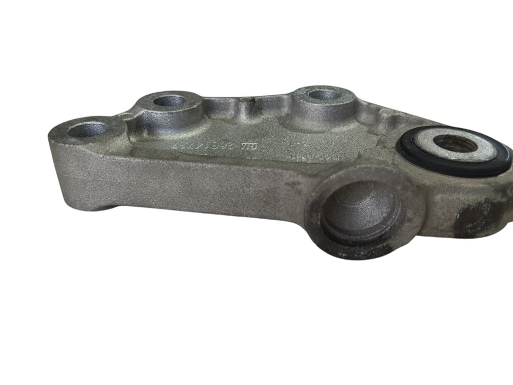 Suporte Coxim Chevrolet Tracker 2020 2025 V627 7