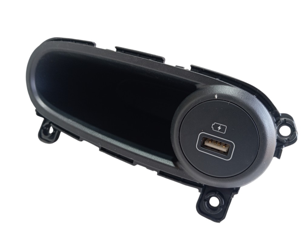 Moldura Entrada Usb Hyundai Creta 2023 V609 5