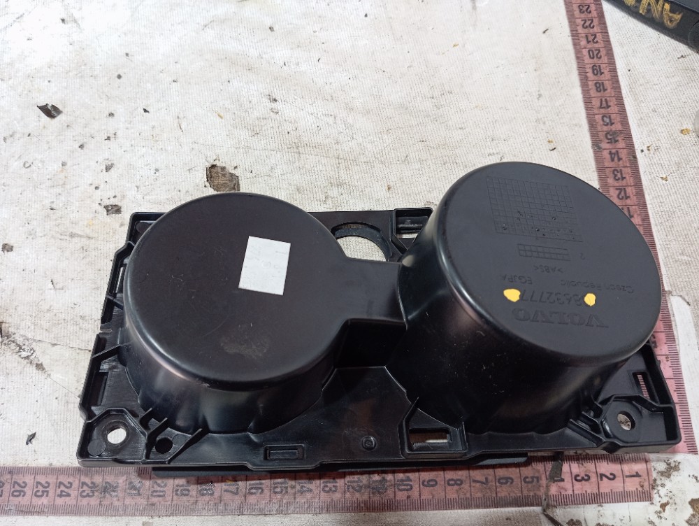 Porta Copos Console Volvo V40 T3 2013 2019 V652 8