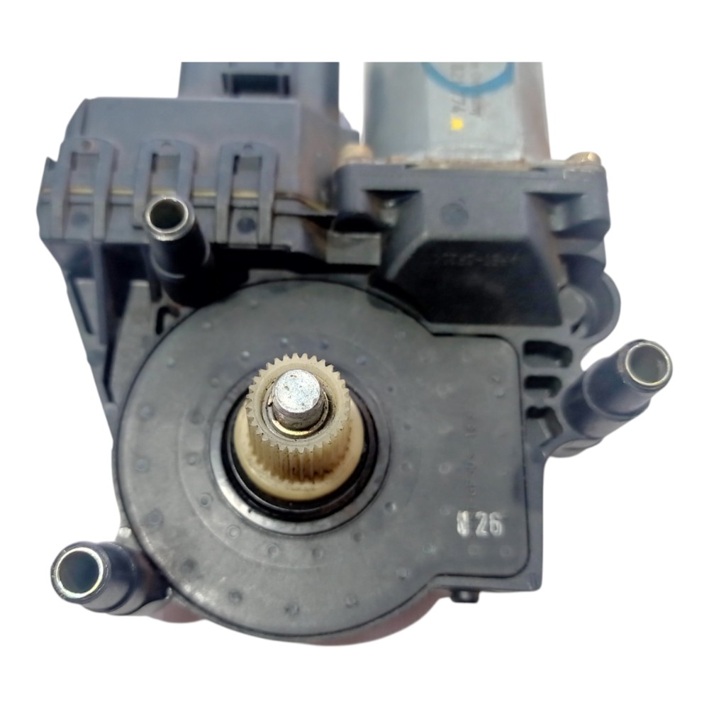 Máquina De Vidro Dianteiro Direito Audi A6 2002 V261 5