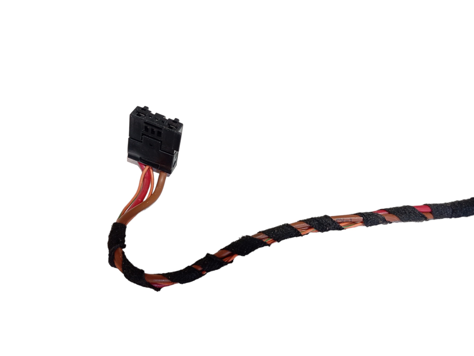 Chicote Tampa Traseira Vw Taos Highline 250 22 2024 V601 1