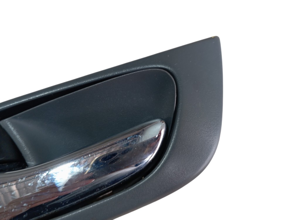 Maçaneta Int Porta Traseira Esquerda Cruiser Prado 2005 V620 Traseira 5