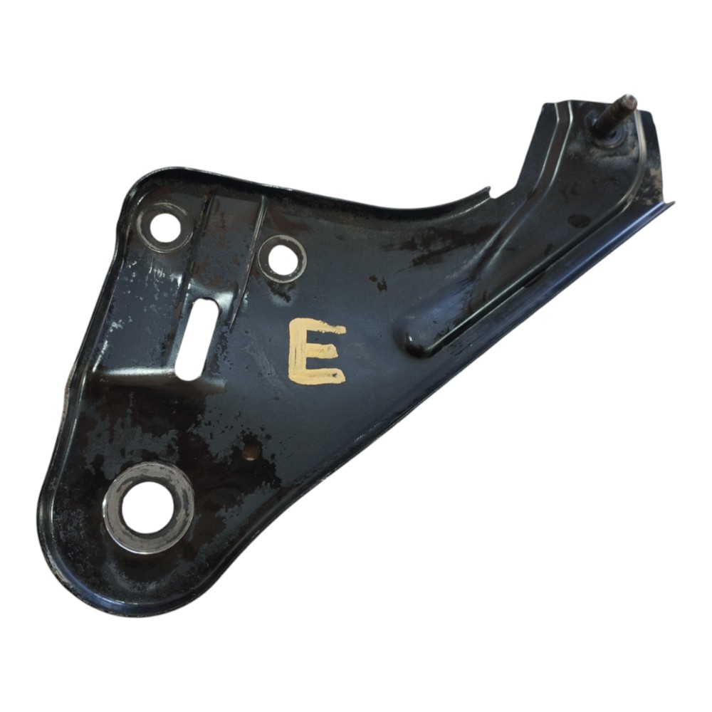 Suporte esquerdo quadro suspensão Volvo V40 t3 2016 V652 6