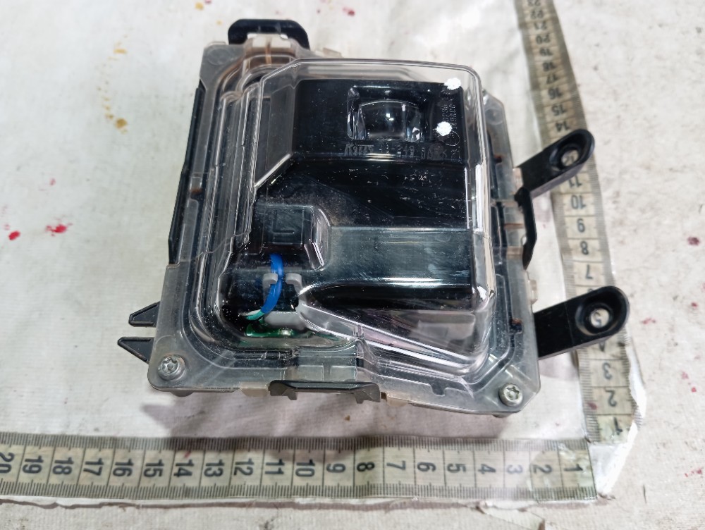 Farol Milha Esquerdo Lexus Rx500hf 2023 V619 8