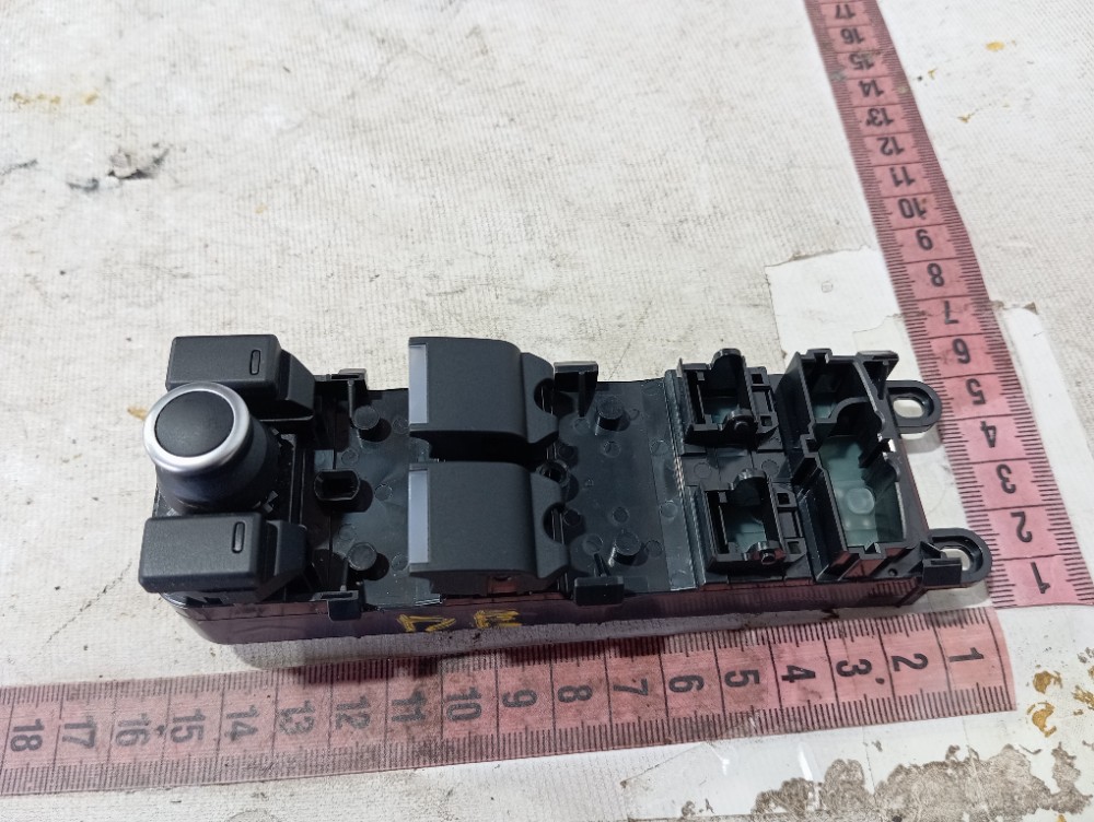 Comando Vidro Porta Esquer Land Rover Defender 90 2022 V645 9