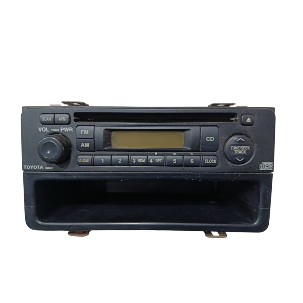 Radio Toyota Corolla 2005 1