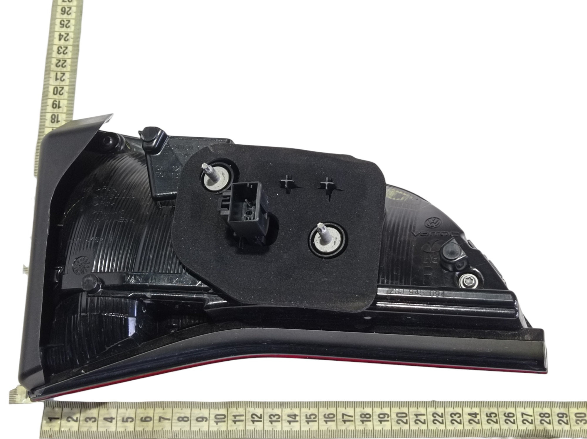 Lanterna Direita Tampa Porta Malas Vw Taos 22 2024 V601 9