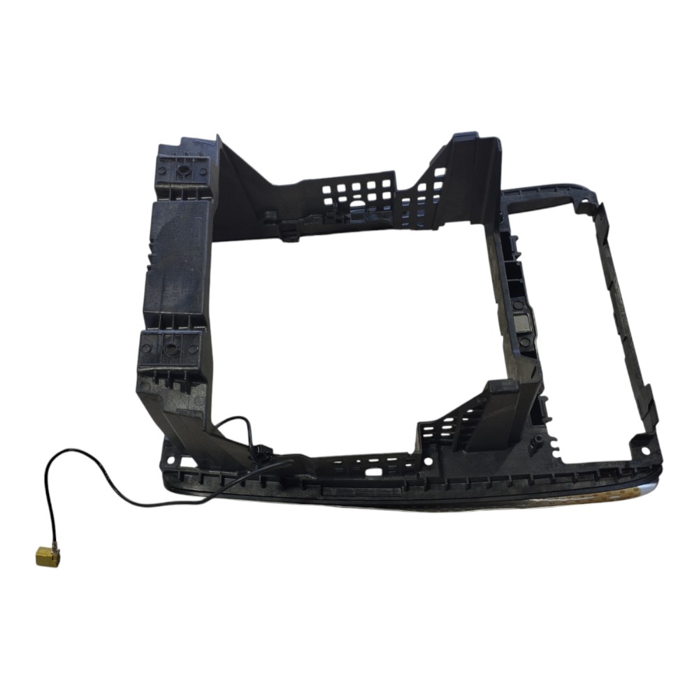 Moldura Central Mercedes B180 2010 1.7 V630 4