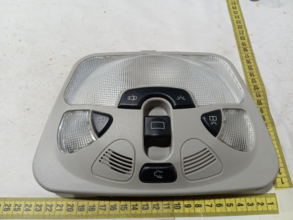 Luz Cortesia Teto Central Mercedes C180 2002 2007 V661 8