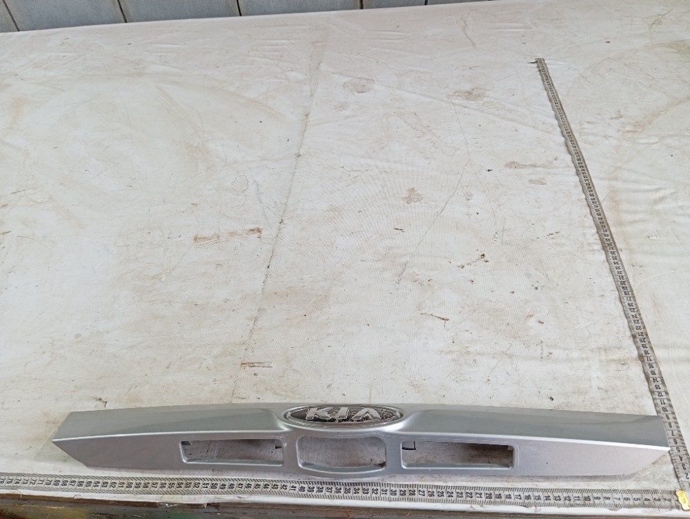 Friso Moldura Tampa Traseira Kia Picanto 2010 V299 9