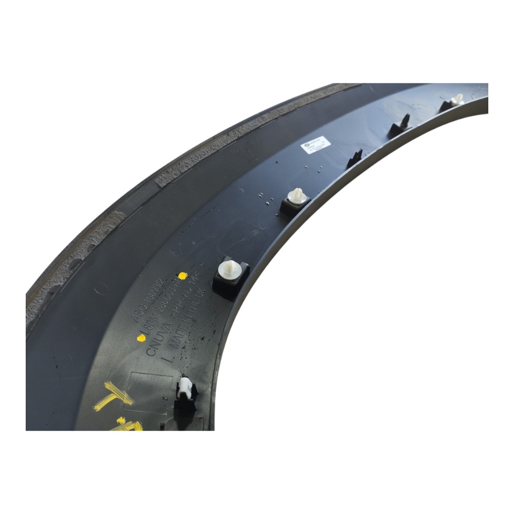 Moldura Caixa Roda Traseira Esq Land Rover Defender 22 V645 7
