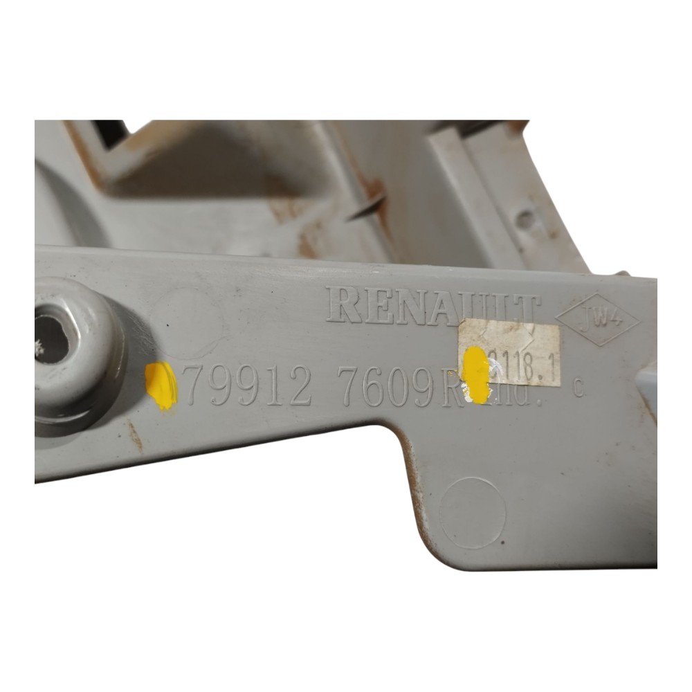 Acabamento Tras Esquerdo Porta Malas Renault Zoe 22 23 V639 3