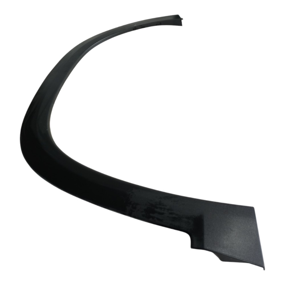 Moldura Paralama Direito Gm Tracker 2020 2025 V627 8