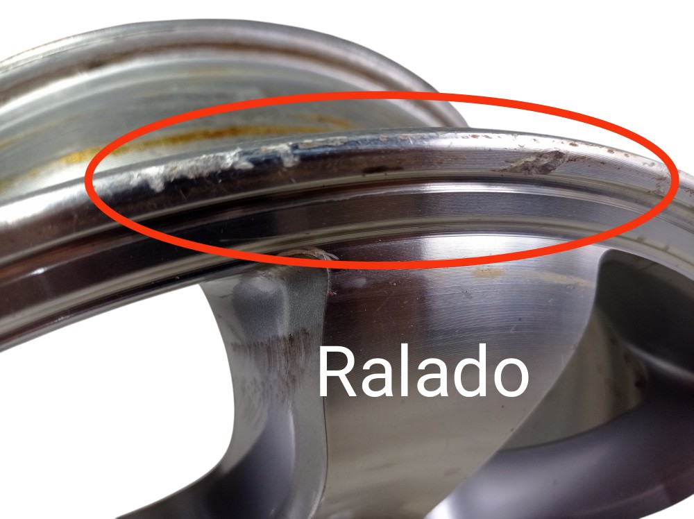 Roda Aro 15 Toyota Prado 3.0 2005 V620 4