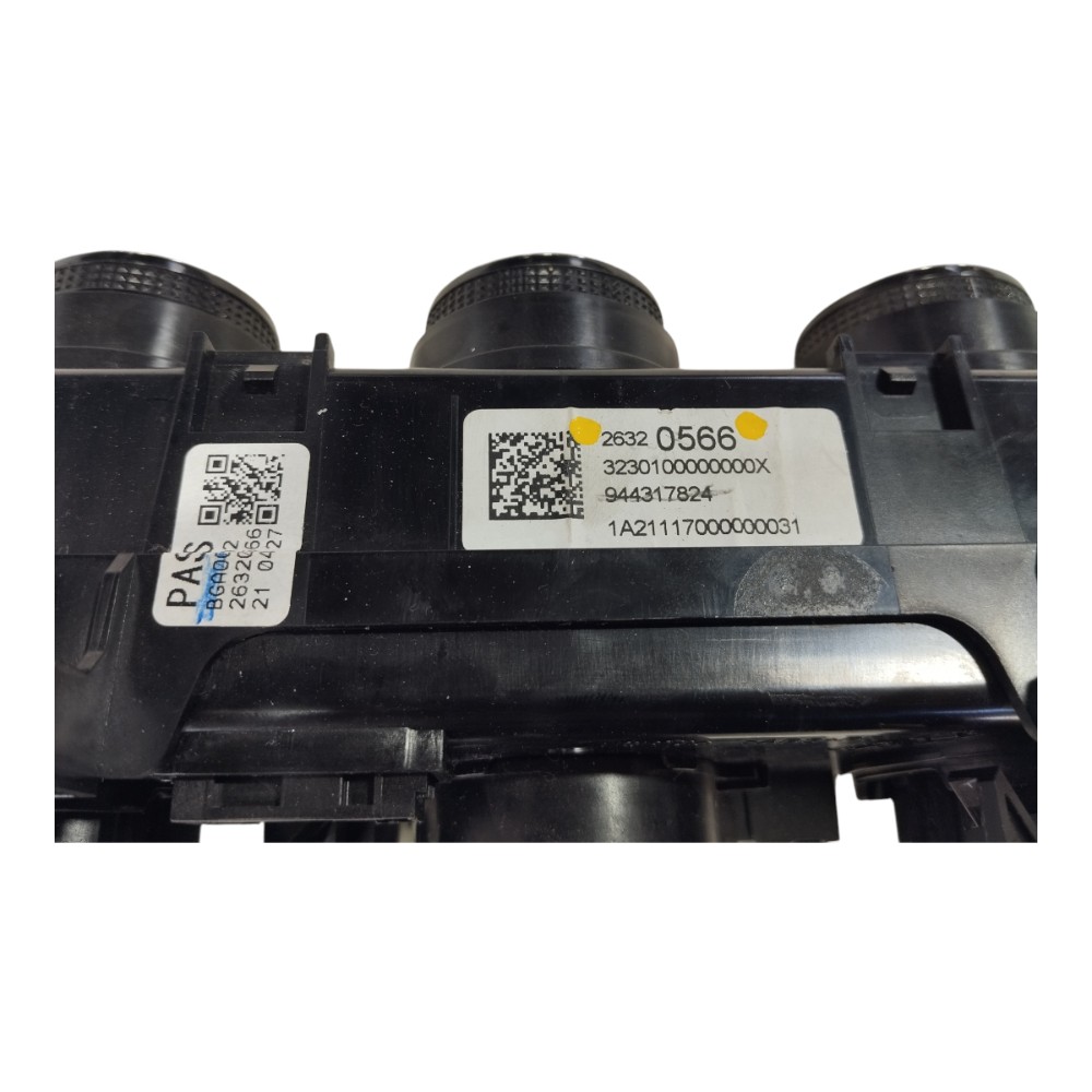 Comando Ar Condicionado Gm Tracker 2020 2025 V627 4