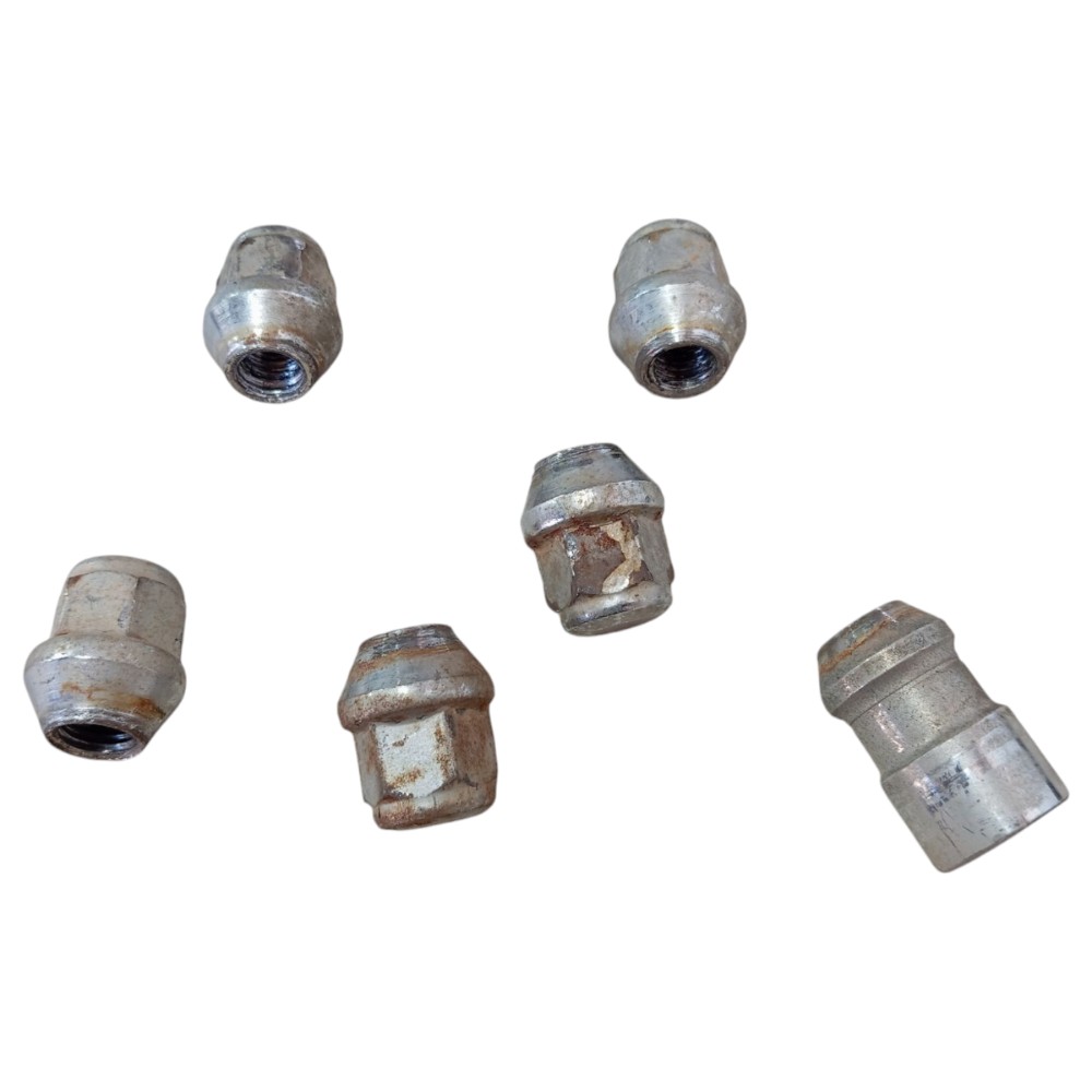 Porca Roda Troller T4 2006 A 2012 V650 2