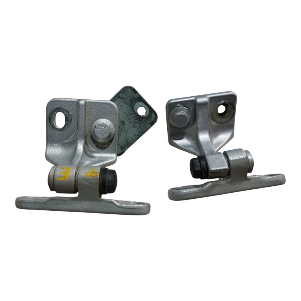 Dobradiça Porta Traseira Esquer Mercedes C180 2002 2007 V661 3