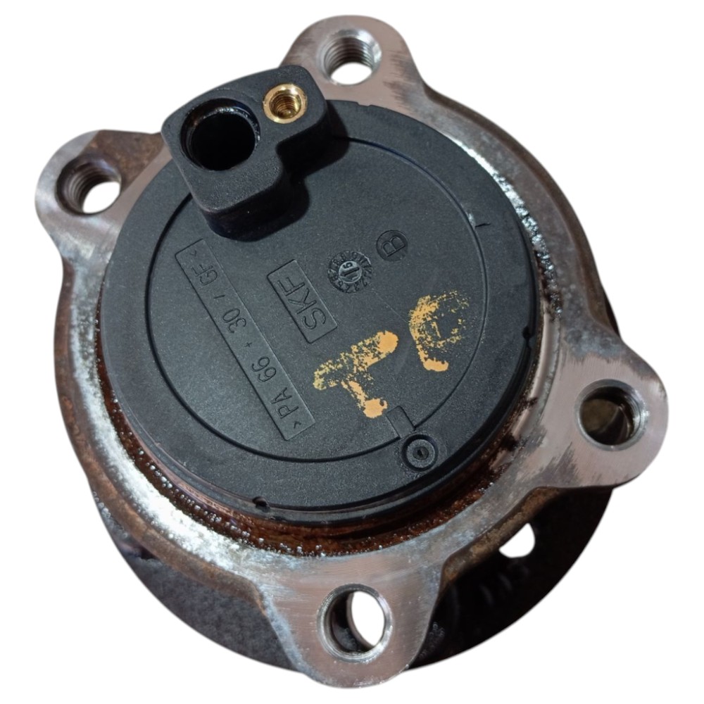 Cubo roda traseira direita Volvo V40 T3 2013 a 2016 V652 3