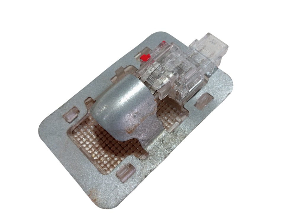 Luz Cortesia Direita Tampa Tras Discovery Sport 16 A 18 V611 1