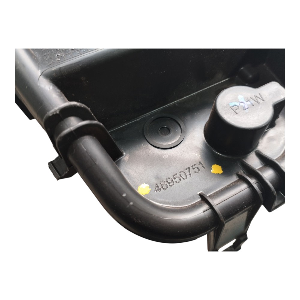 Circuito Lanterna Traseiro Esquerdo Fiat Mobi 2025 V654 6