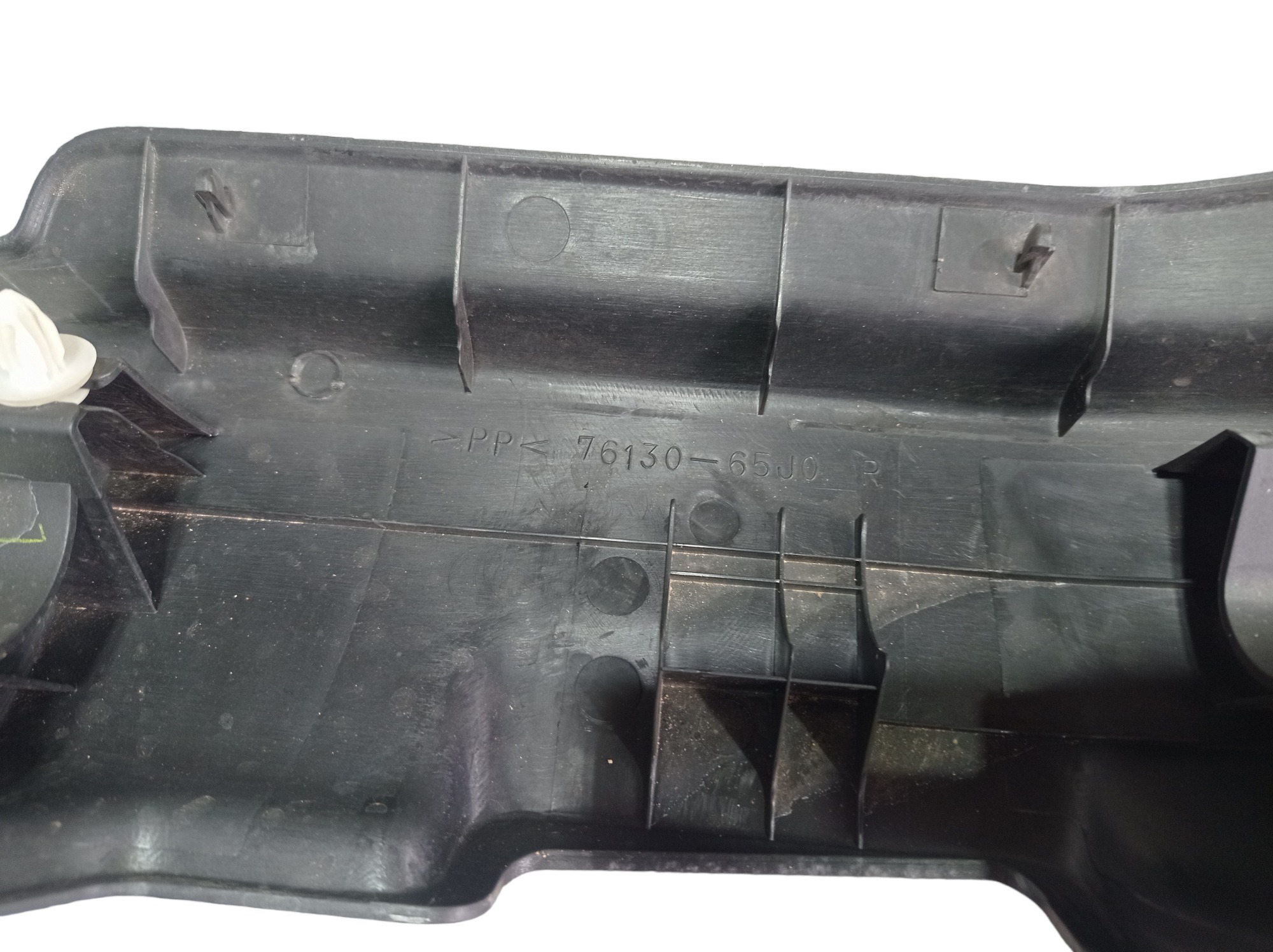 Soleira Dianteira Direita Suzuki Grand Vitara 2012 2015 V570 9