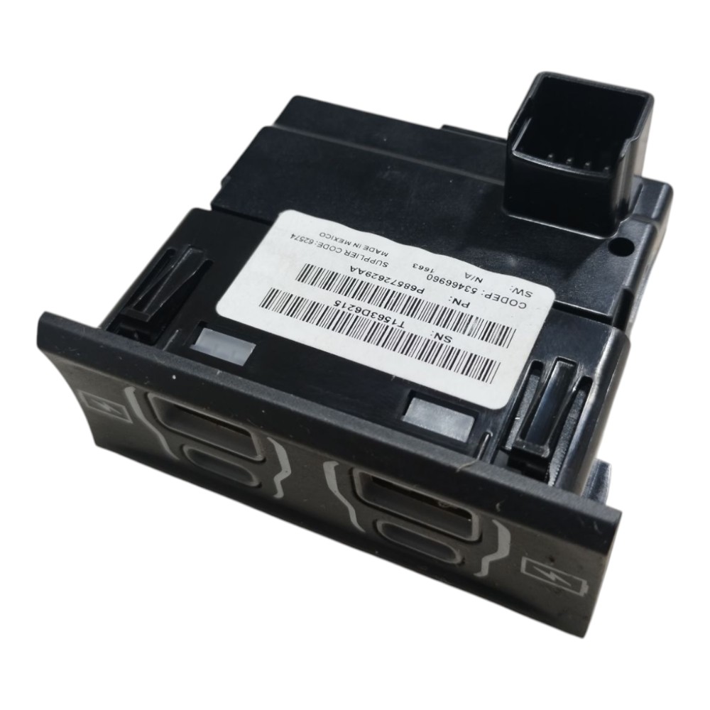 Entrada Usb Ram Rampage Rt 2023 2024 V664 9