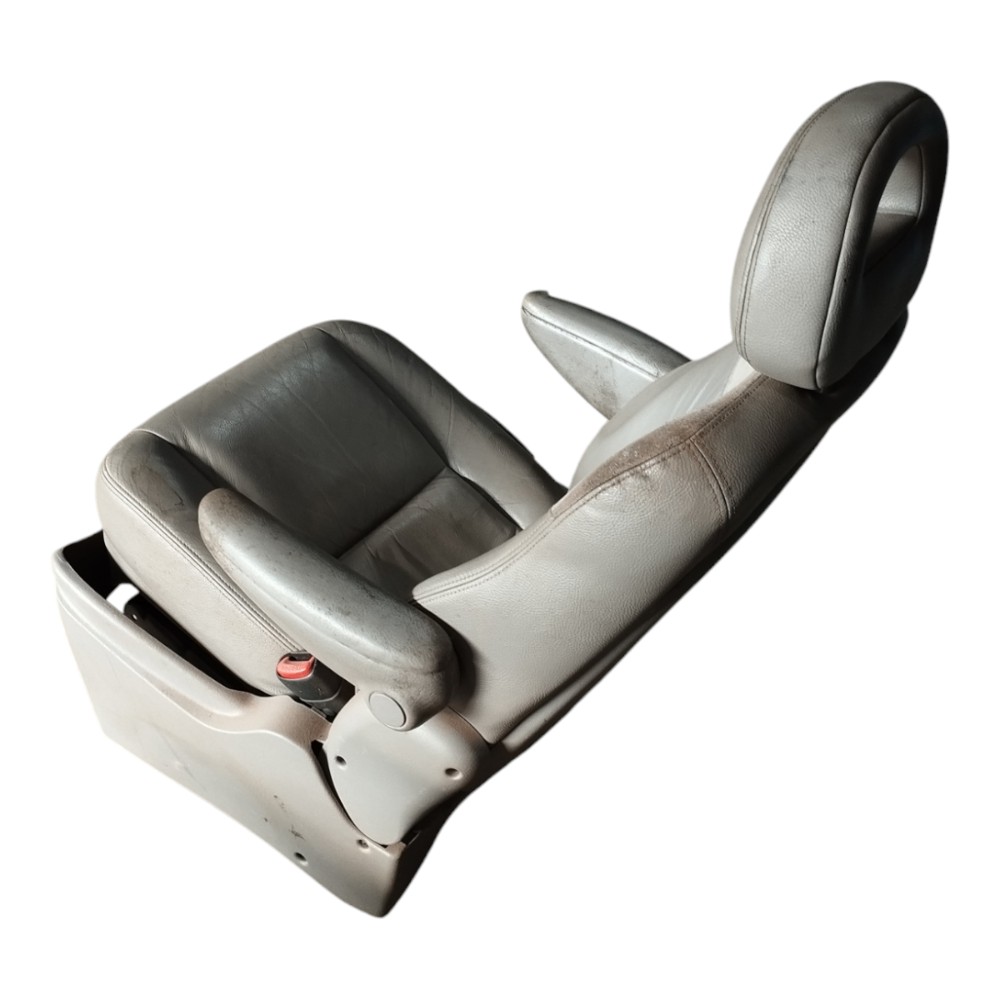 Banco Traseiro Direito Chrysler Grand Caravan 2003 3.3 V578 4
