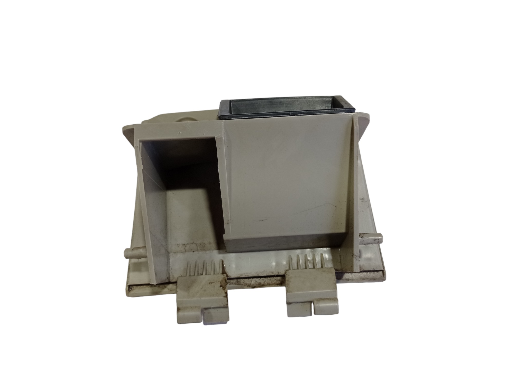 Porta Treco Painel Chery Cielo 1.6 2012 V514 1