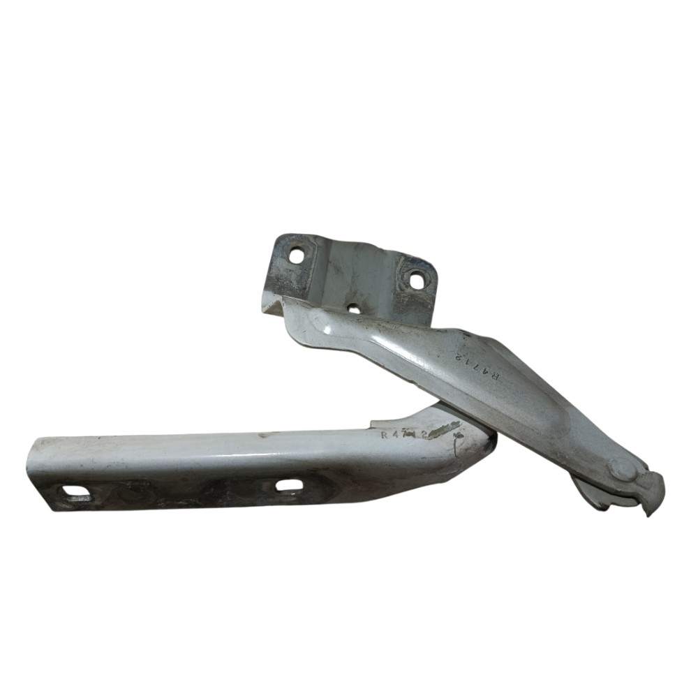 Dobradiça esquerda capô Volkswagen Jetta 2013