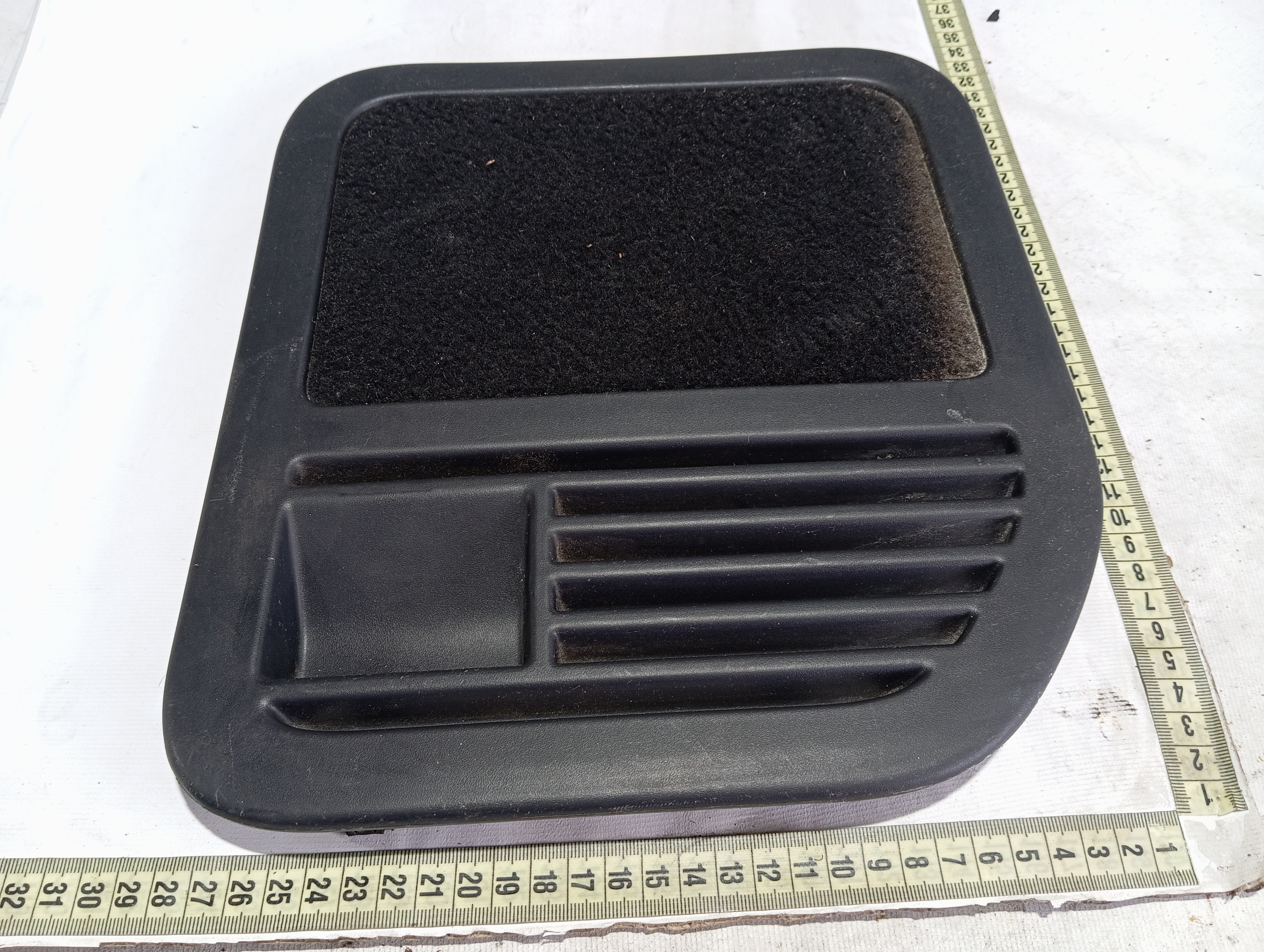 Acabamento Esquerdo Porta Malas Range Rover Evoque 15 V600 6