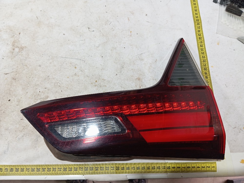 Lanterna Esquerda Tampa Traseira Honda Hrv 2017 A 2021 V660 Esquerdo/motorista 9