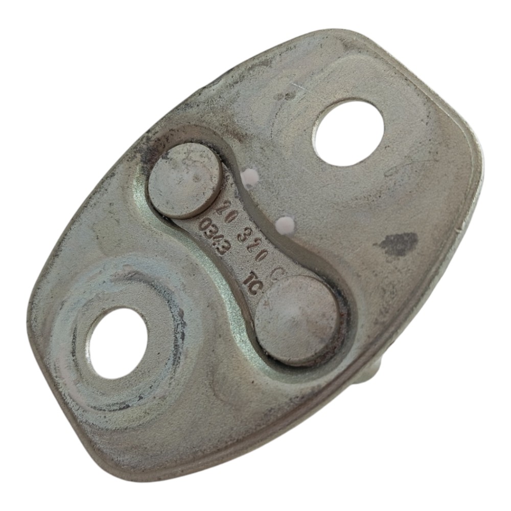 Batente Porta Gm Tracker 2020 2025 V627 6
