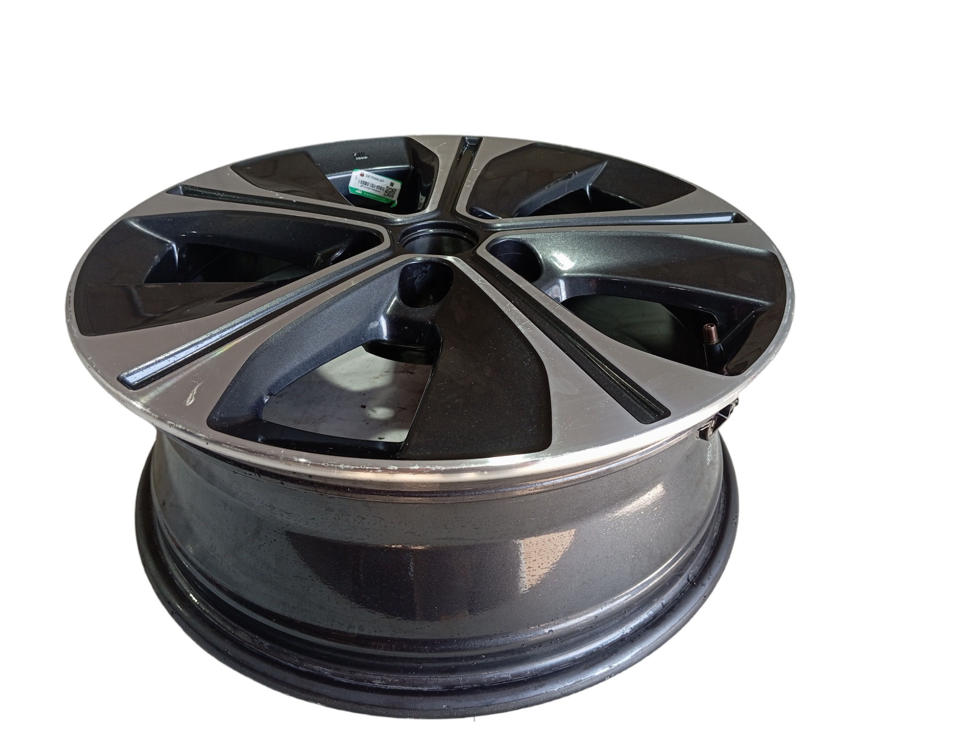 Roda Aro 17 Nissan Leaf 2022 V589 2