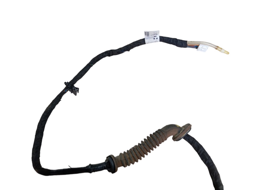 Chicote Tampa Traseira Chery Tiggo 2 2020 V613 2