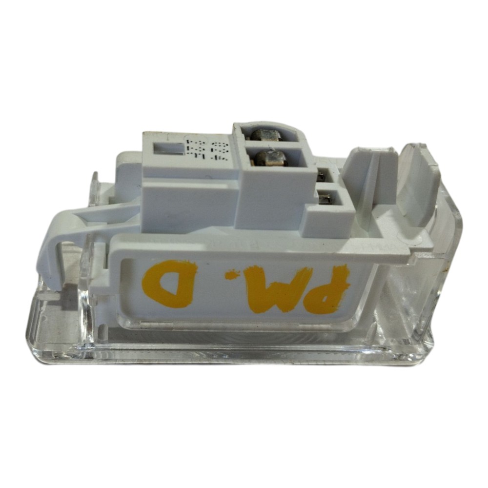Luz Cortesia Porta Mala Drt  Nissan Leaf 2023 V632 7