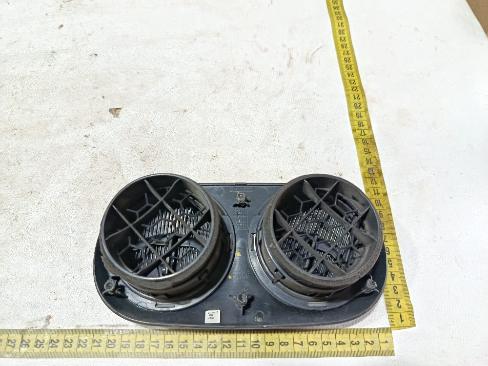 Difusor ar central GM Montana 2015 6