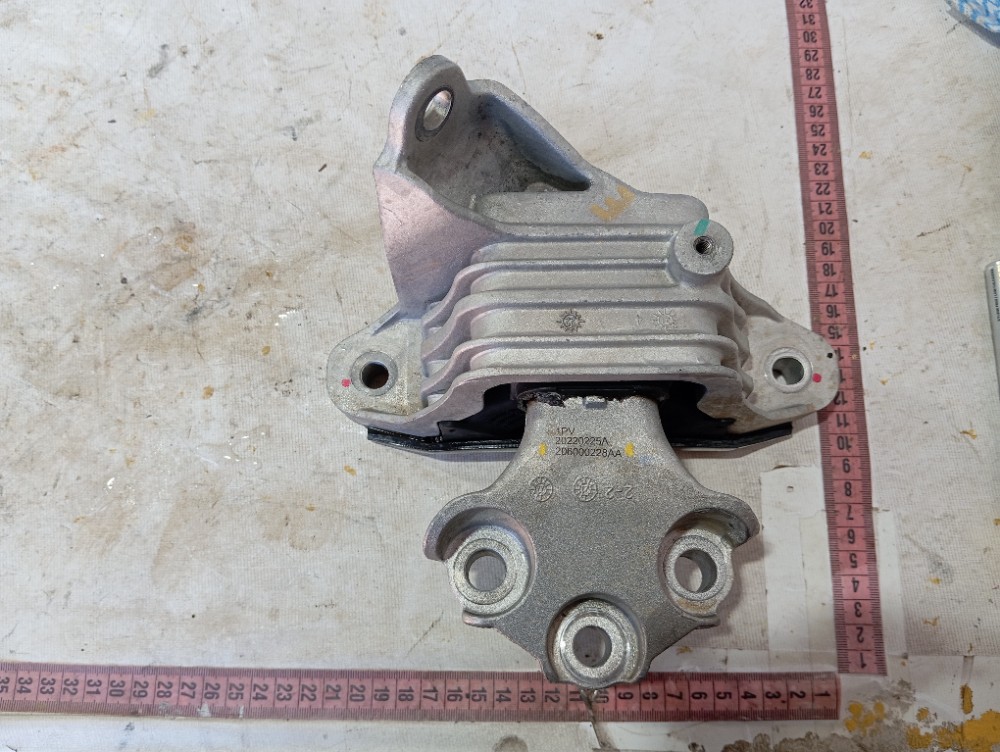 Coxim Esquerdo Motor Chery Tiggo 7 Pro 2022 2024 V640 8