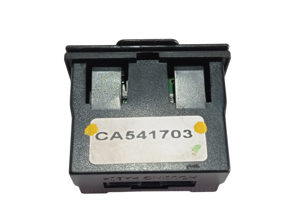 Entrada Usb Auxiliar Mitsubishi Lancer 2017 V334 4