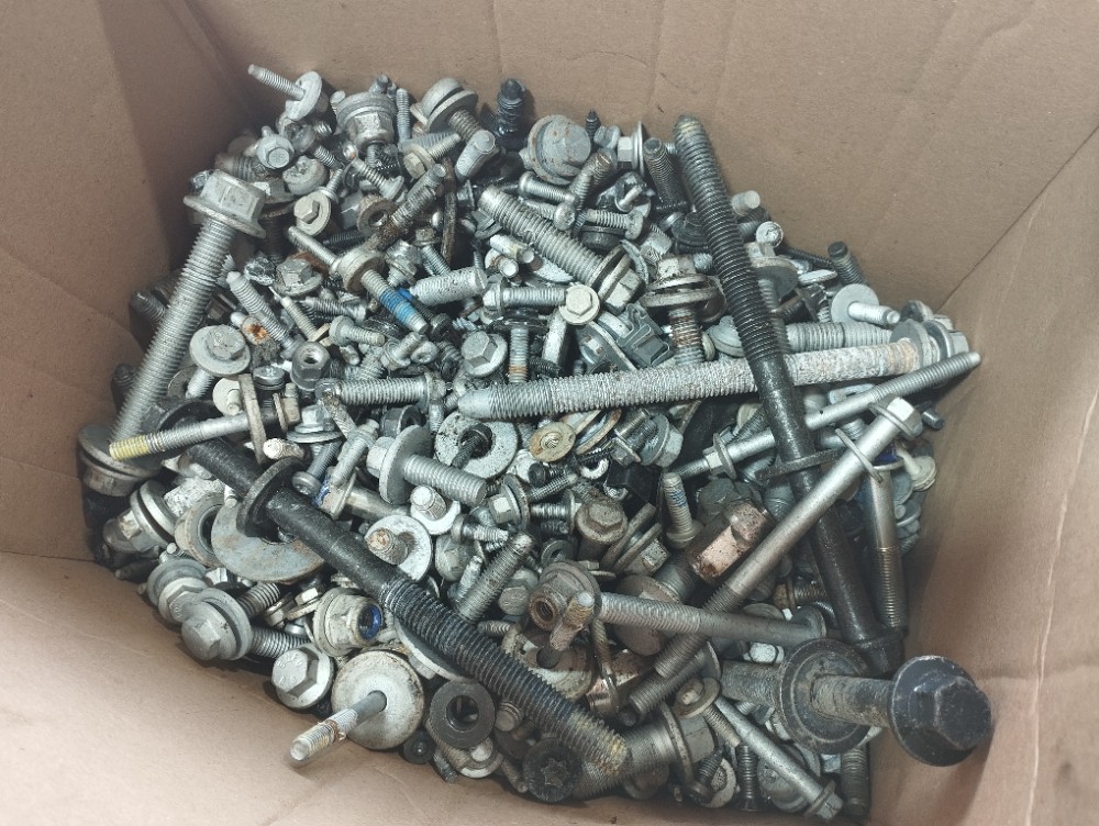 Parafusos Diversos Land Rover Defender 2022 V645 2