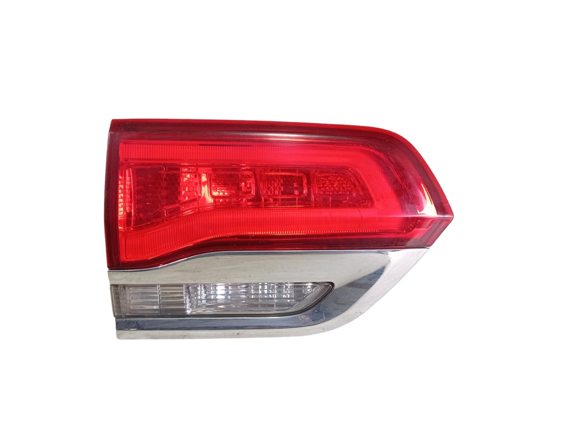 Lanterna Esquerda Tampa Traseira Jeep Grand Cherokee V580 Esquerdo 3