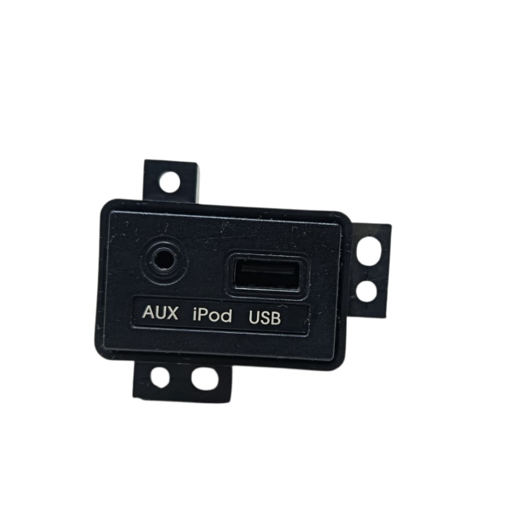 Entrada usb auxiliar Hyundai Hb20s 2015 4