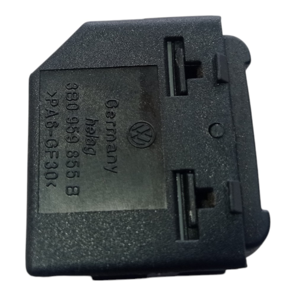 Botão Vidro Traseiro Vw Passat Golf Bora 2000 A 2005 V266 2