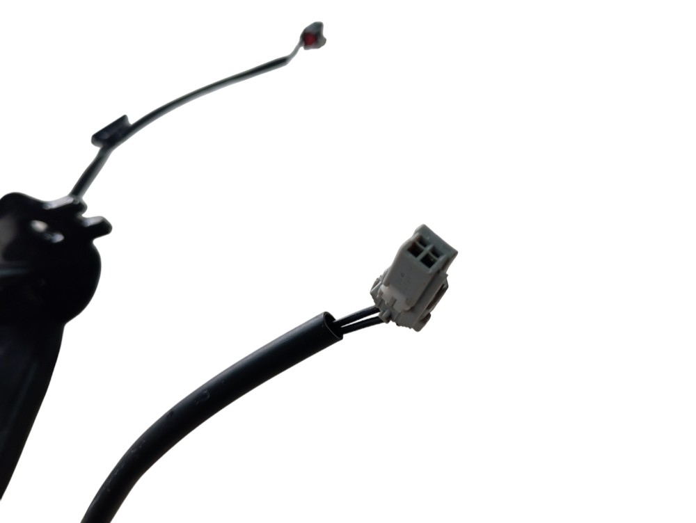 Engate traseiro esquerdo GM Traker LT Ecotec 2022 V627 4