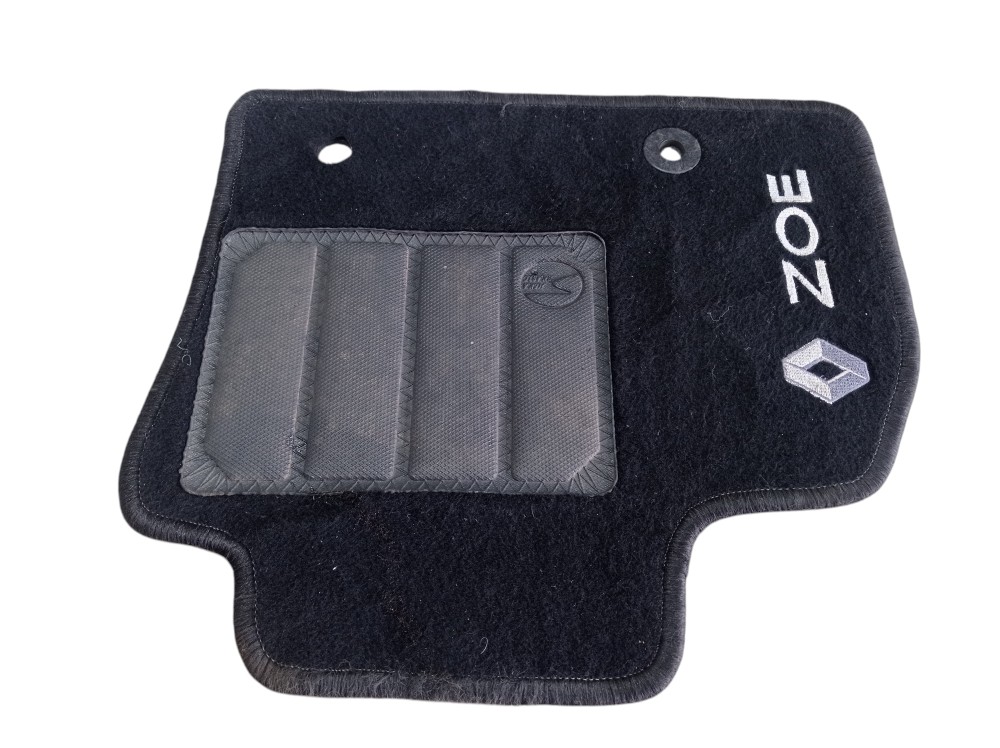 Tapete Dianteiro Esquerdo Renault Zoe Neo Int 2023 V617 2