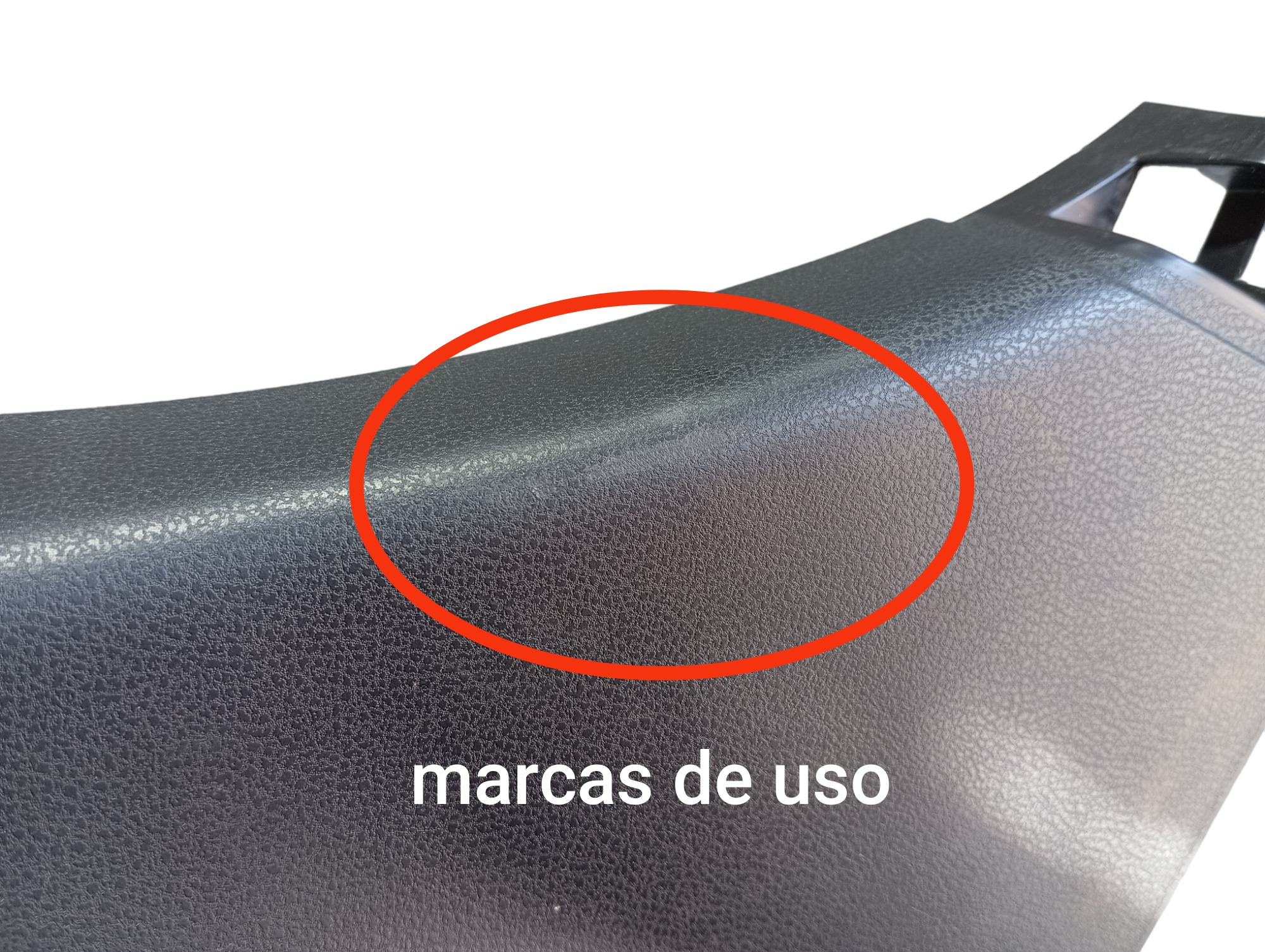 Acabamento Coluna Traseira Esquerda Nissan Leaf 2022 V589 5