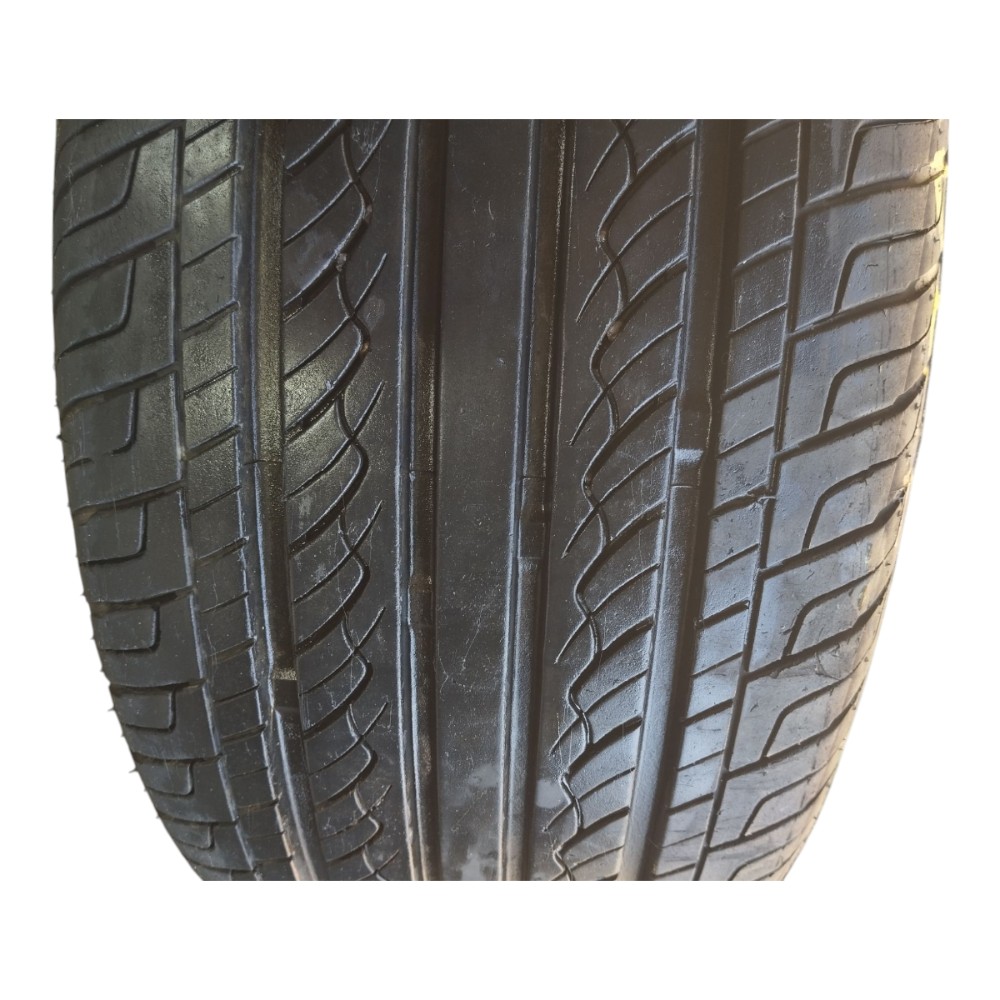 Pneu Aro 17 Gt Radial Champiro 225/50 R17 94v V637 2